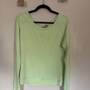 Light green sweater/sweatshirt